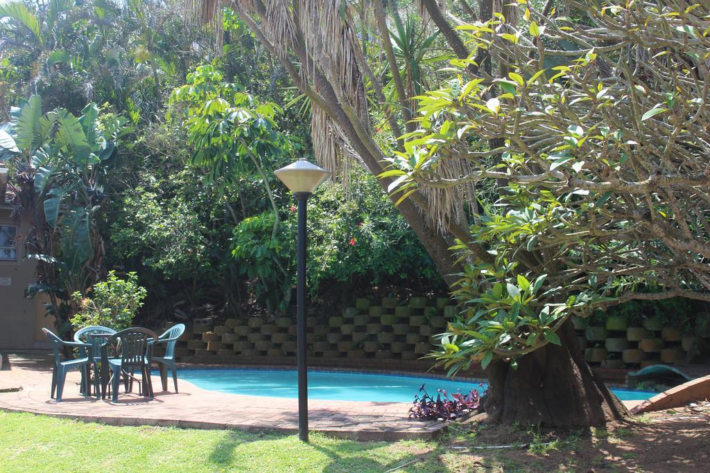 Fairways Hotel Ballito Bagian luar foto