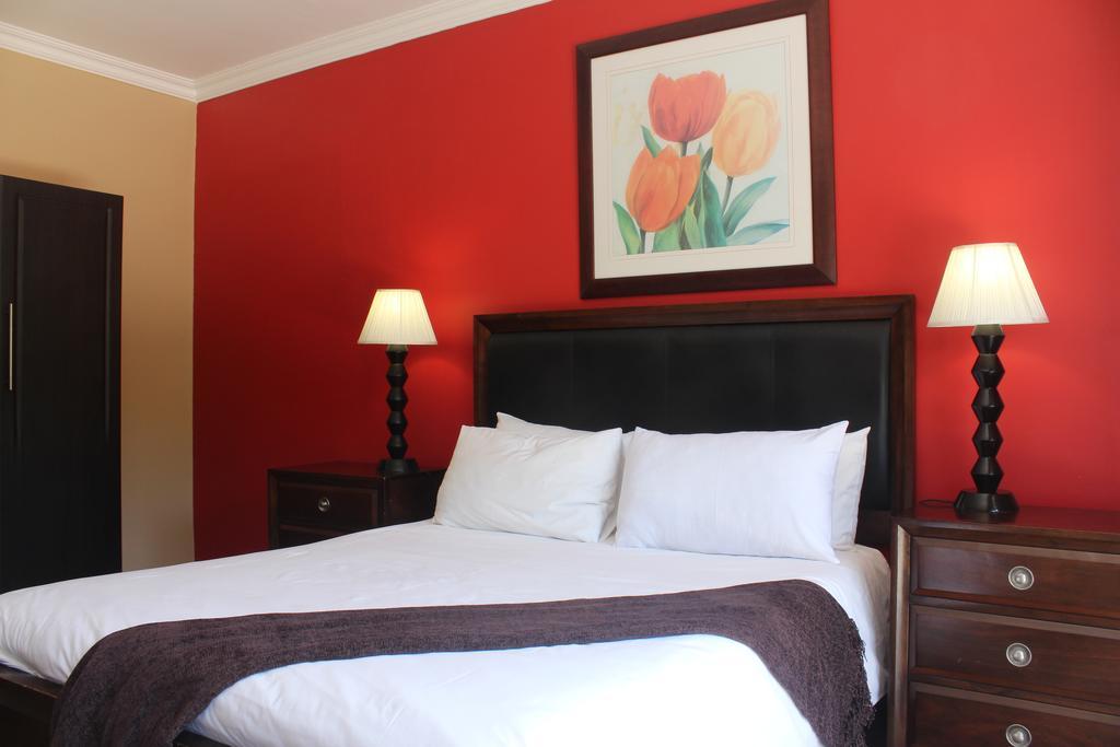 Fairways Hotel Ballito Bagian luar foto